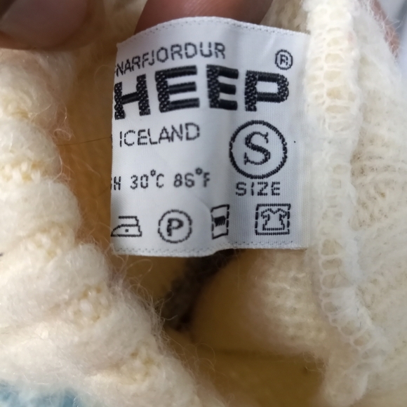 Vintage Icesheep Wool Sweater - Picture 5 of 5